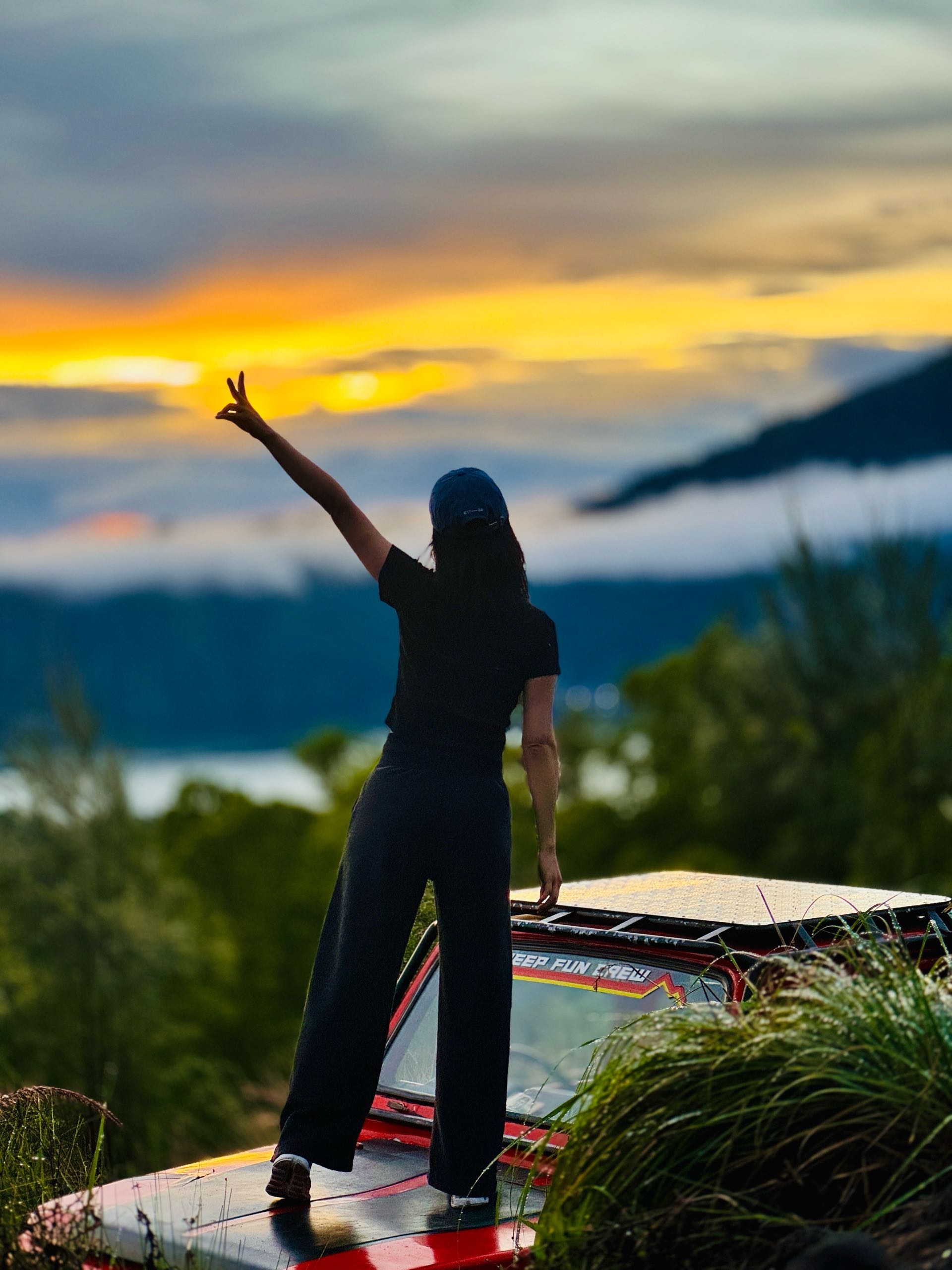 batur jeep 4wheels drive with best photographer