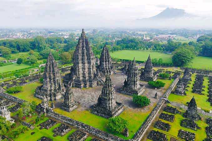 CITY TOUR - PRAMBANAN