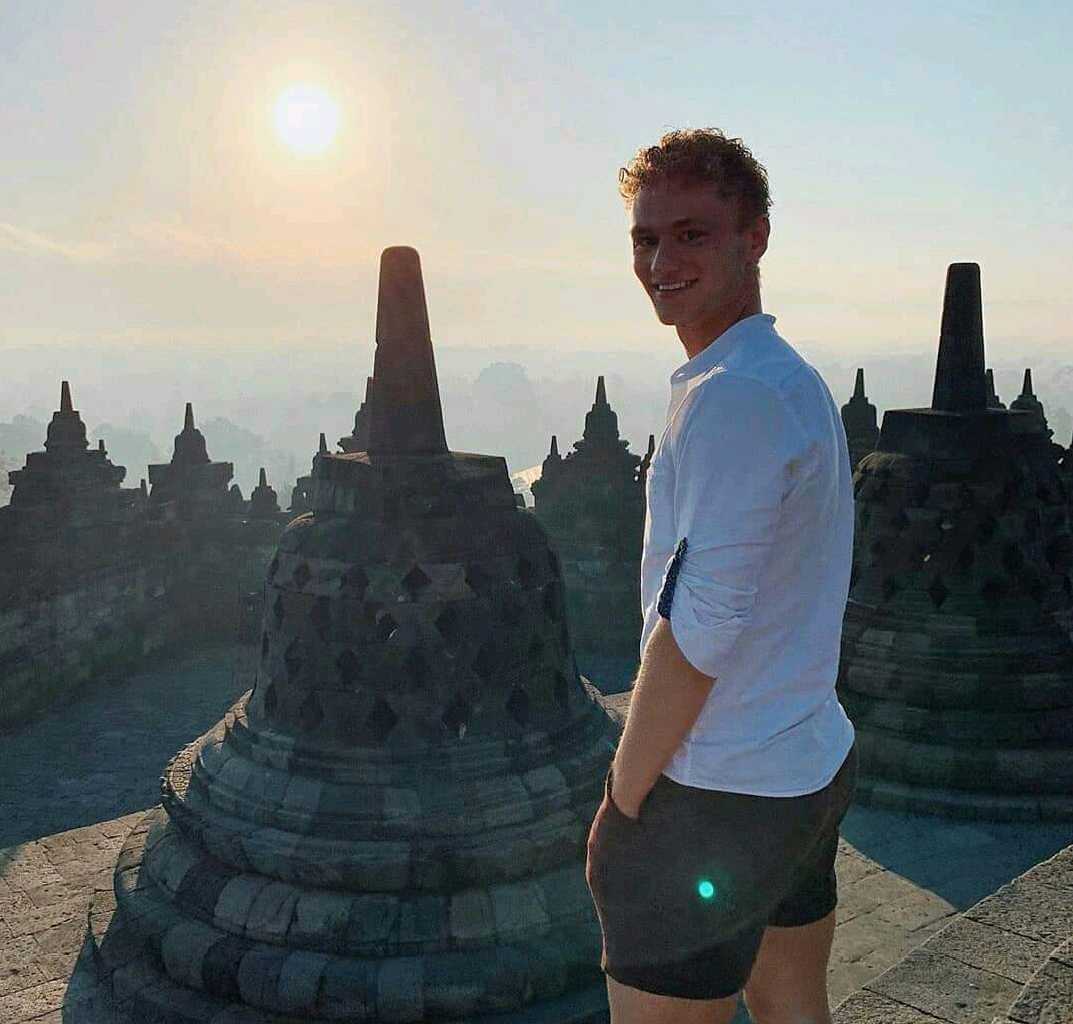 Borobudur Sunrise  for 2 person